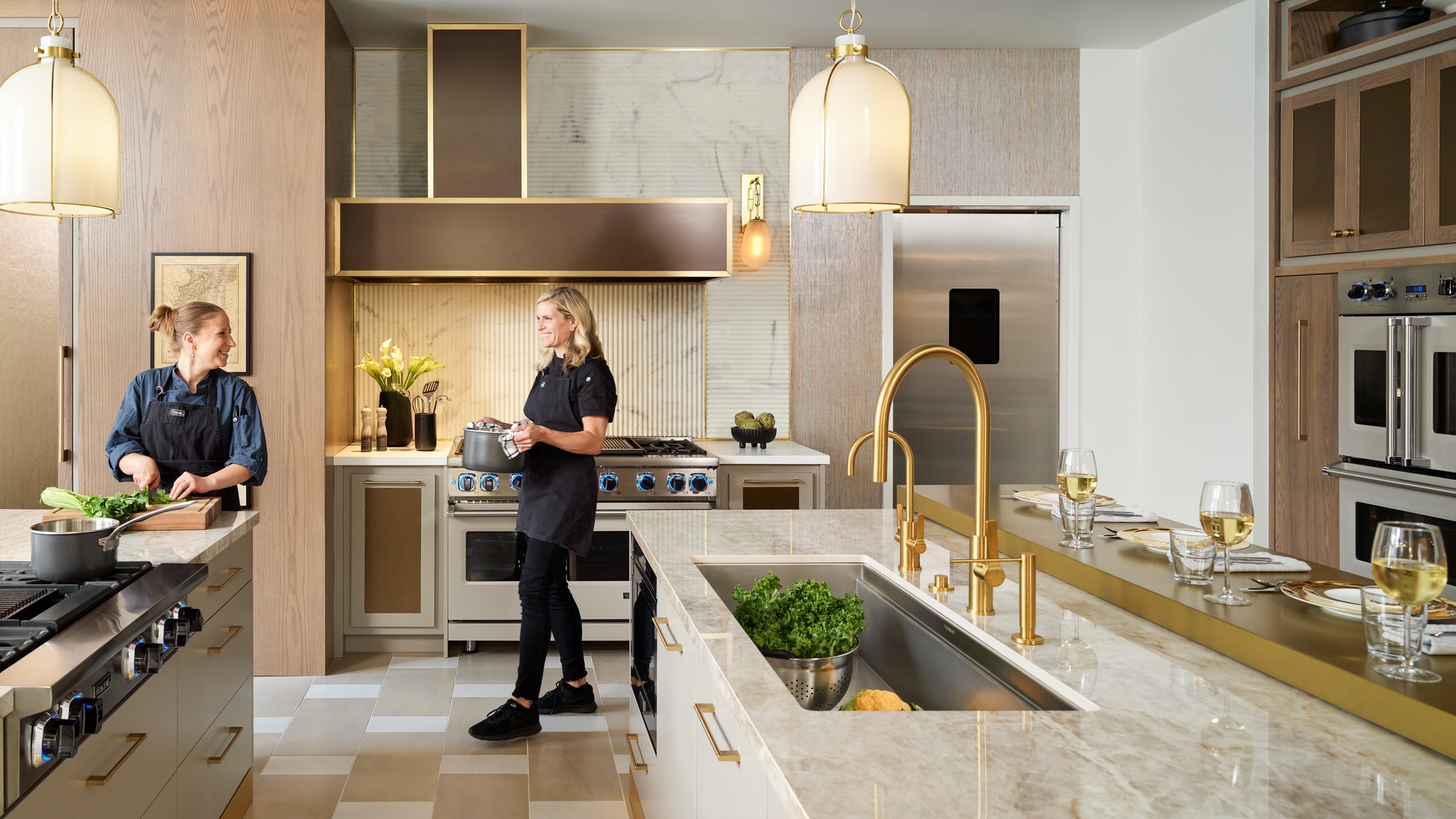 2122-49_Viking_91128_rt